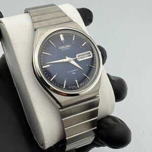 Seiko 5 Automatic 17 Jewels  - Vintage Wrist Watch - Made in Japan